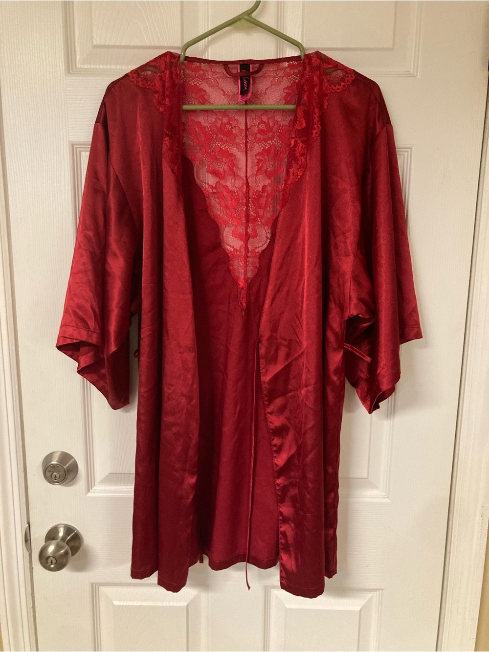 La Senza Red Lace-Trim Satin Robe - Women's Intimates